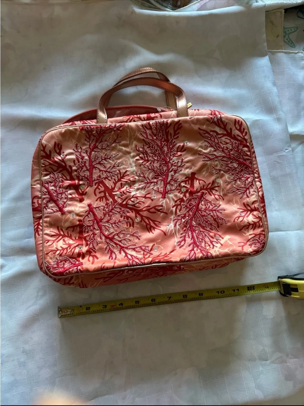 Stylish Coral-Print Travel Tote Bag - Coral